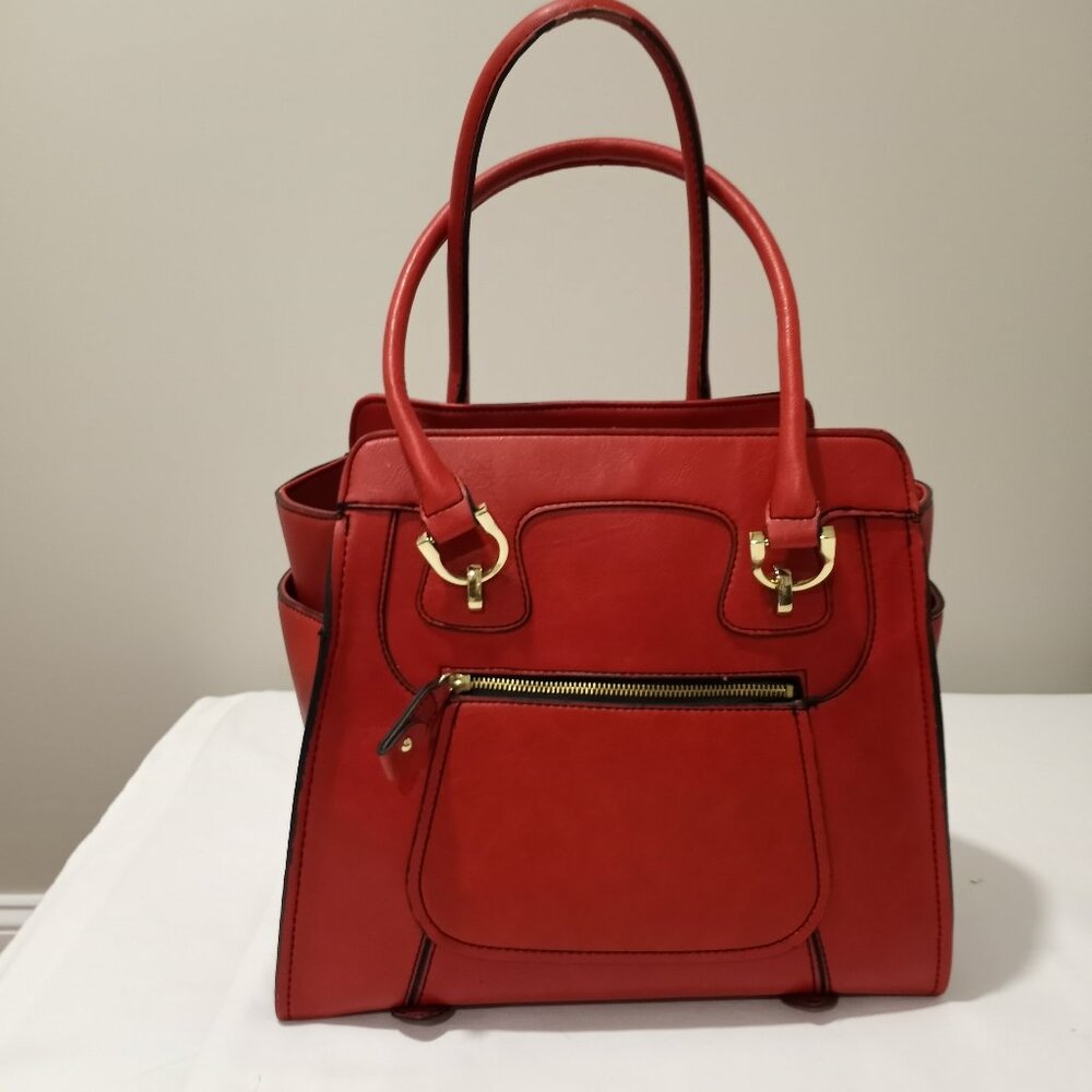 LONDON FOG RED VEGAN LEATHER SHOULDER BAG